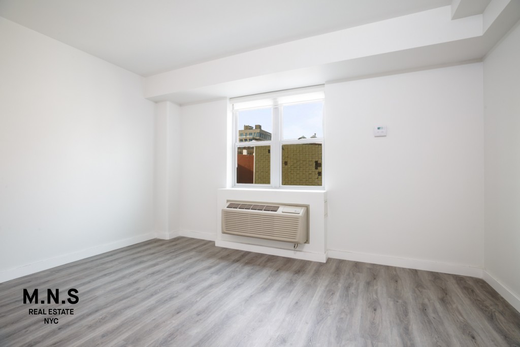 387 Manhattan Avenue Greenpoint Brooklyn NY 11211