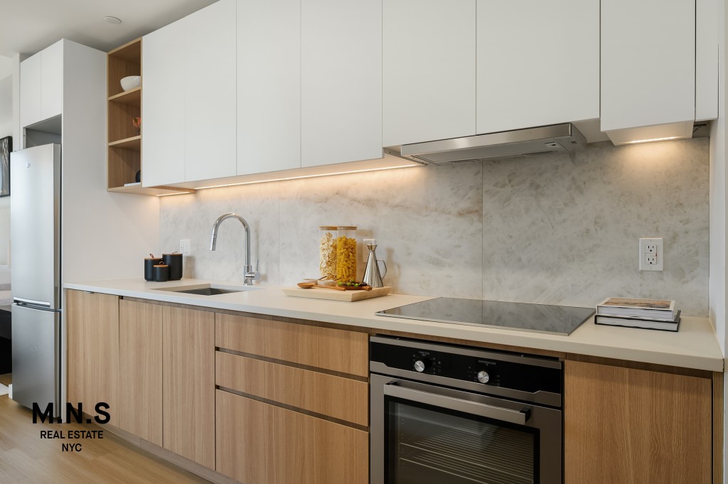 1042 Atlantic Avenue Crown Heights Brooklyn NY 11238