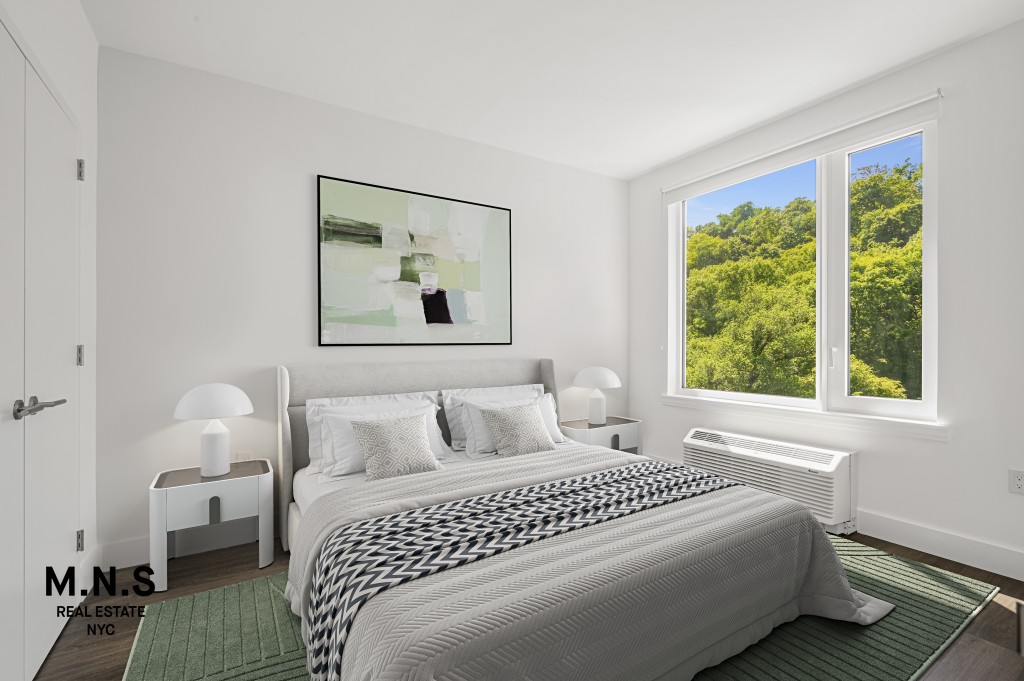 4568 Broadway 2-P Washington Heights New York NY 10040