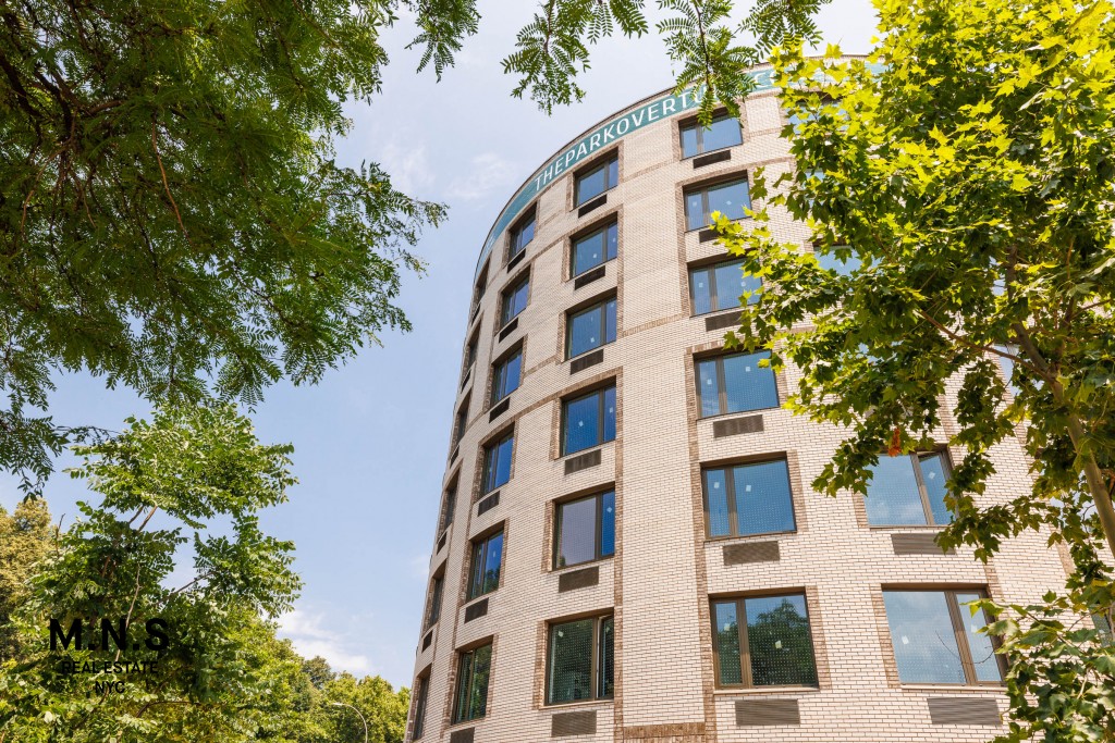 4568 Broadway 2-P Washington Heights New York NY 10040